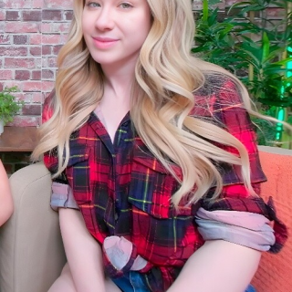 Alaina Taylor - Pornstar Profile on xVrPorn.Net