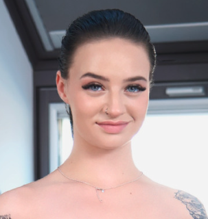 Sansa Snow Pornstar
