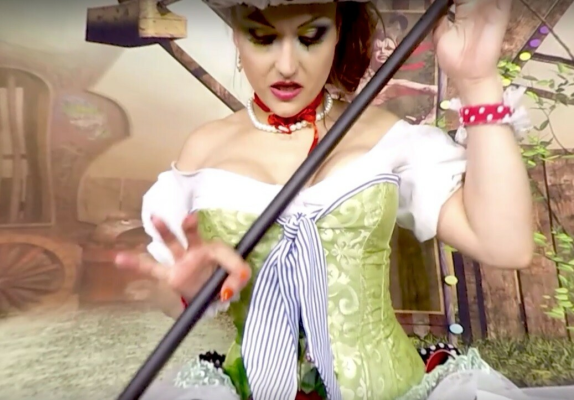 Barbara Bieber Solo Seduction in Stunning 4K - Image 2