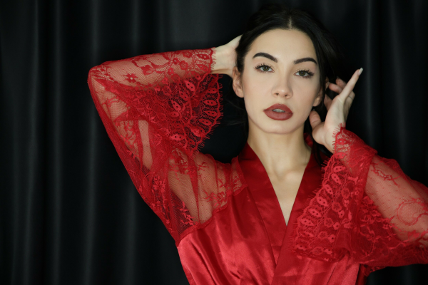 Maddie Perez in Intense Edging VR Session - Image 1