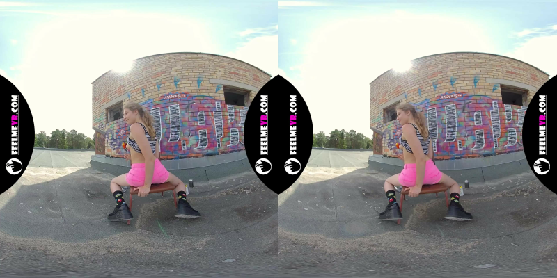 Blizard In Virtual Reality Nude Teenager Session Backstage Video - Image 2