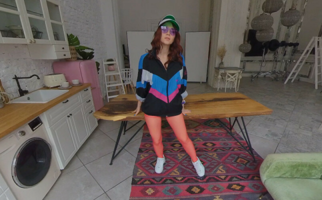 IngaQ Sporty Striptease - Fit and Sexy VR - Image 1