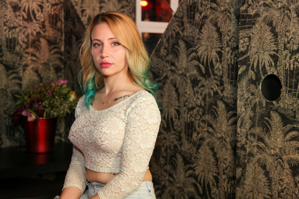 Gloryous Coffee and Cream - Maya Blue - Image 1