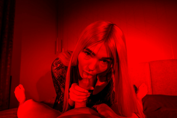 Luna B-Bunny - Can I Go Upper? - Image 5