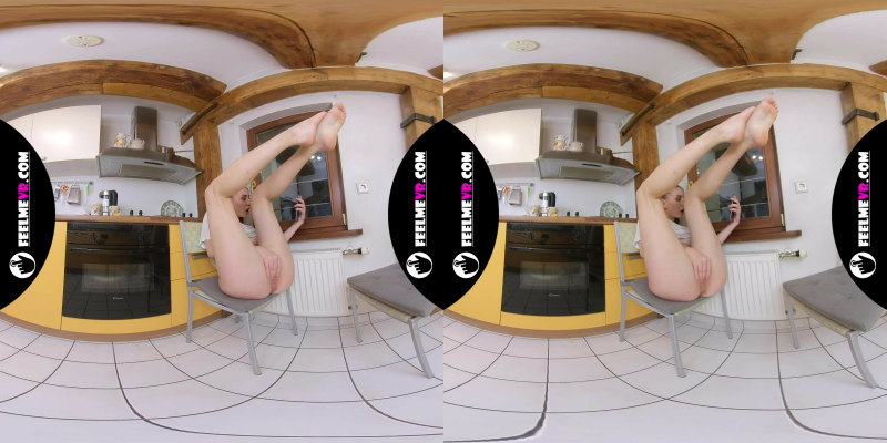 VR180 Lina Masturbates While Watching Porn - Image 6